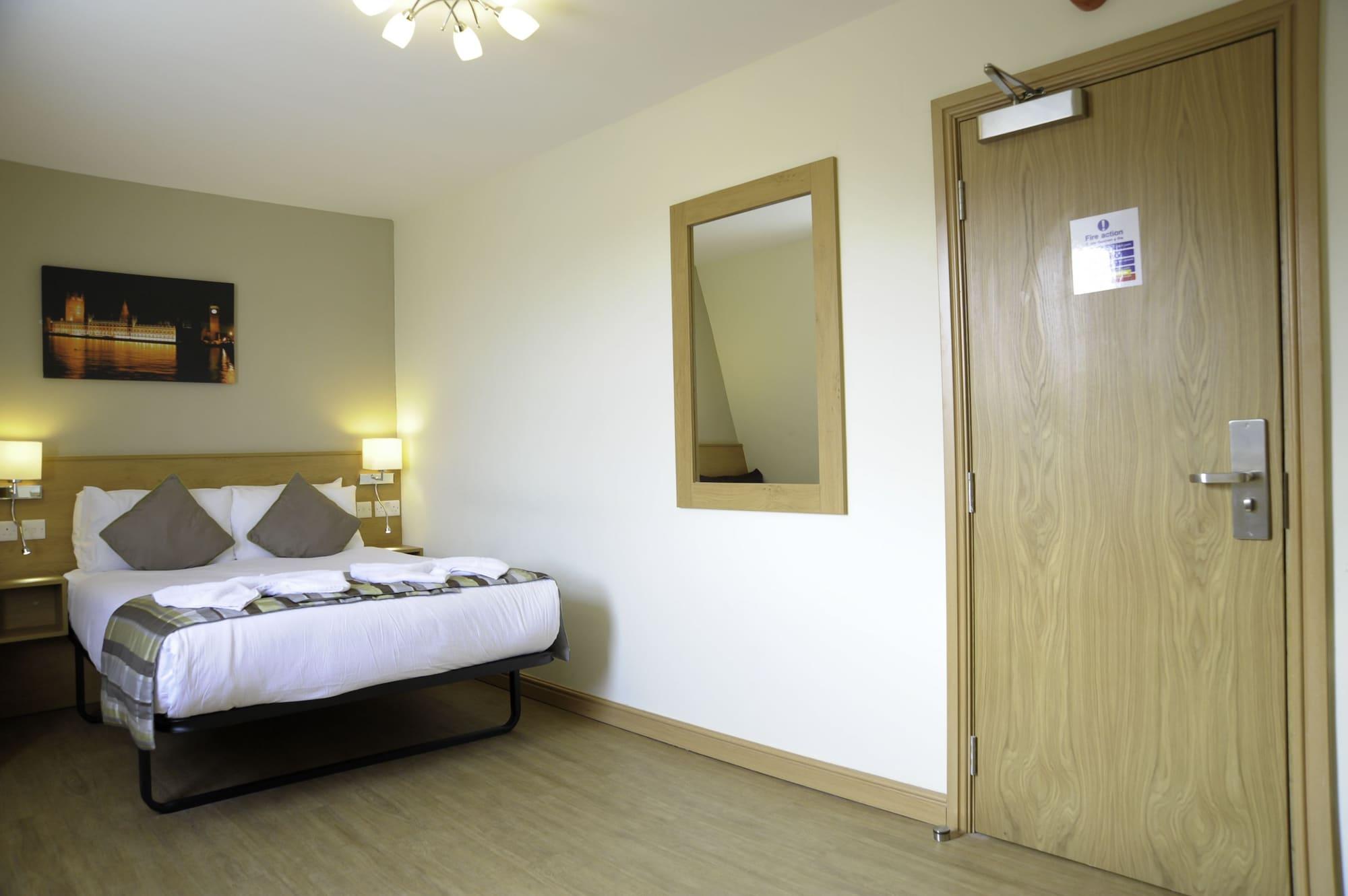 Kings Cross Inn Hotel Лондон Экстерьер фото