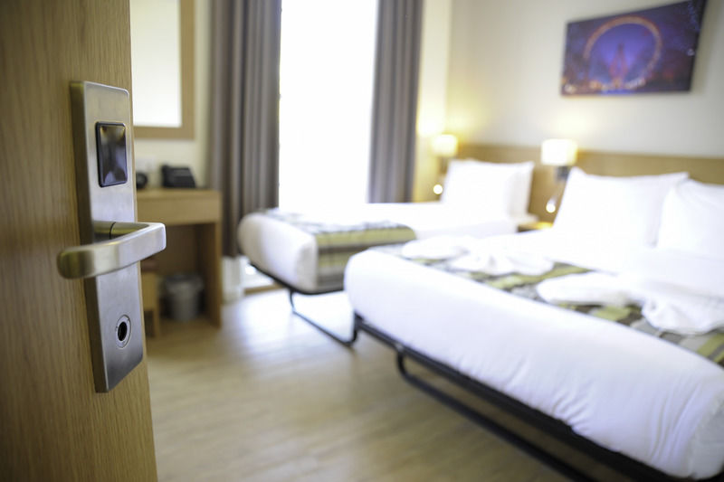 Kings Cross Inn Hotel Лондон Экстерьер фото