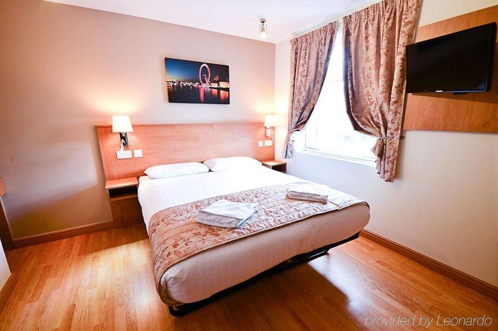 Kings Cross Inn Hotel Лондон Экстерьер фото